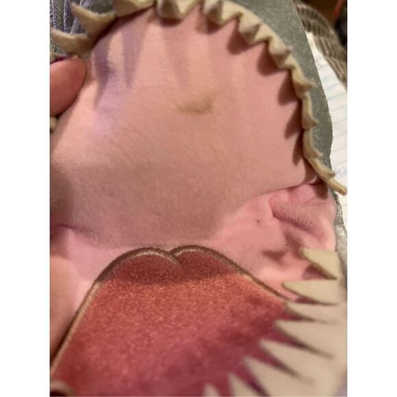 Disney Store Talking Chum SharkTales 22” Large Hand Puppet Plush - Picture 11 of 12